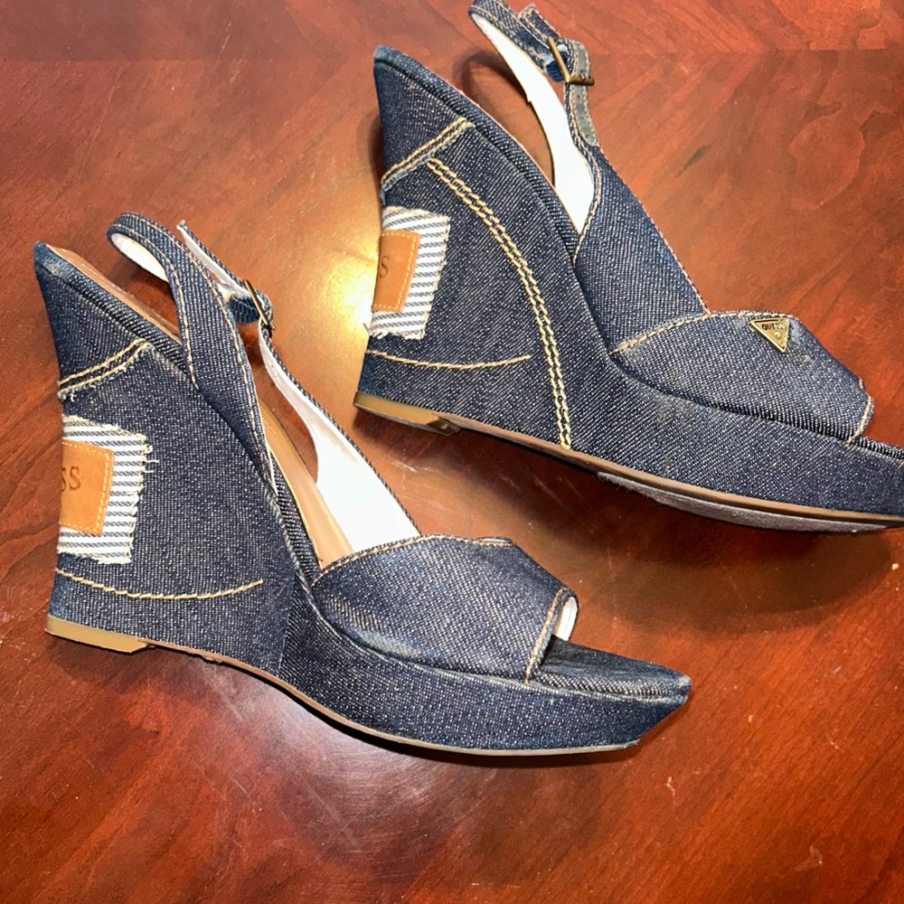 Guess Jean open toe wedges